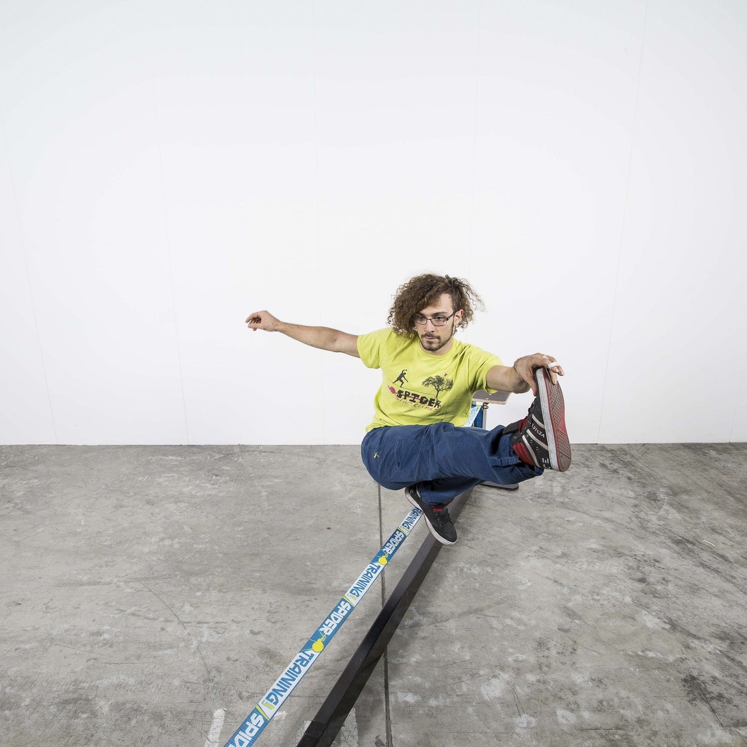 struttura portante per slackline da interno