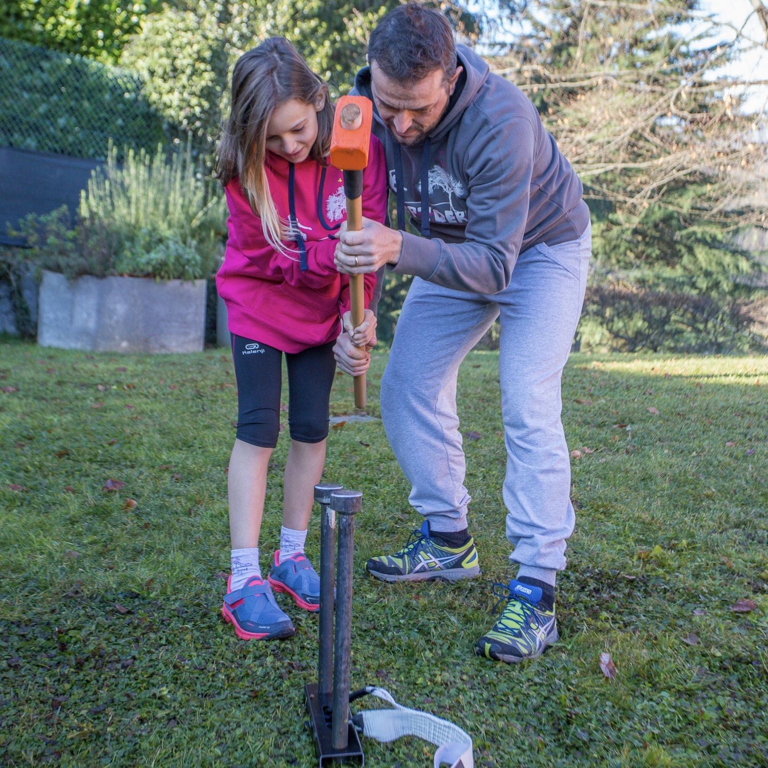 Outdoor kit con white line 15