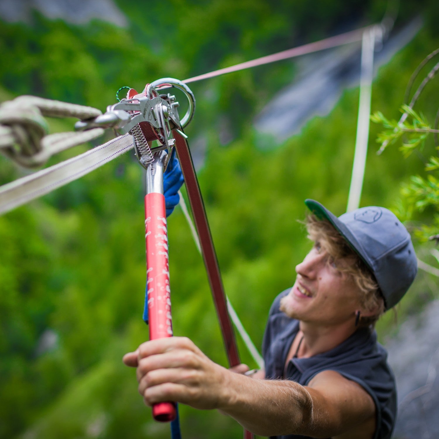 Sistema di tensionamento per highline e longline