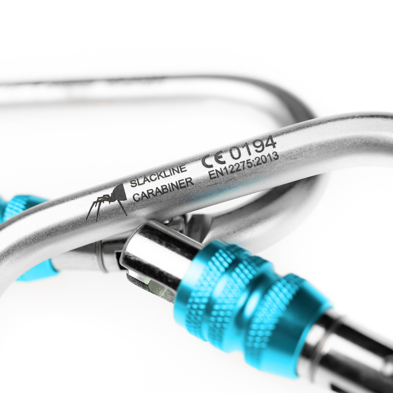 moschettone ovale in acciaio con ghiera azzurra