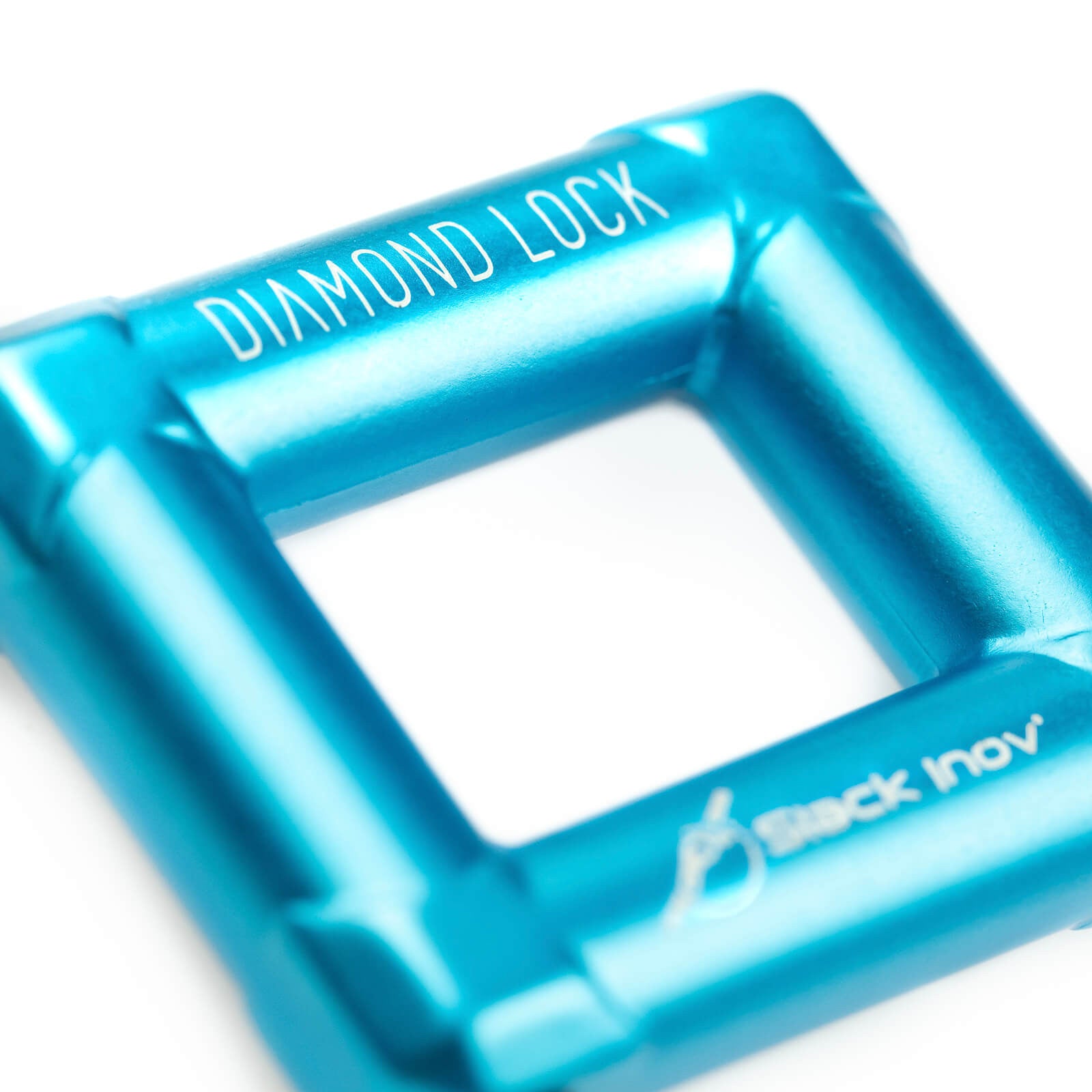 #SELECT COLOR_Light Blue